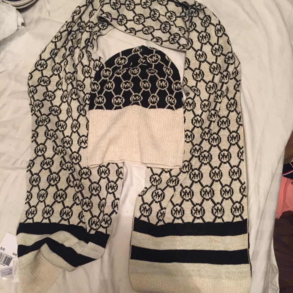 Micheal Kors hat and scarf